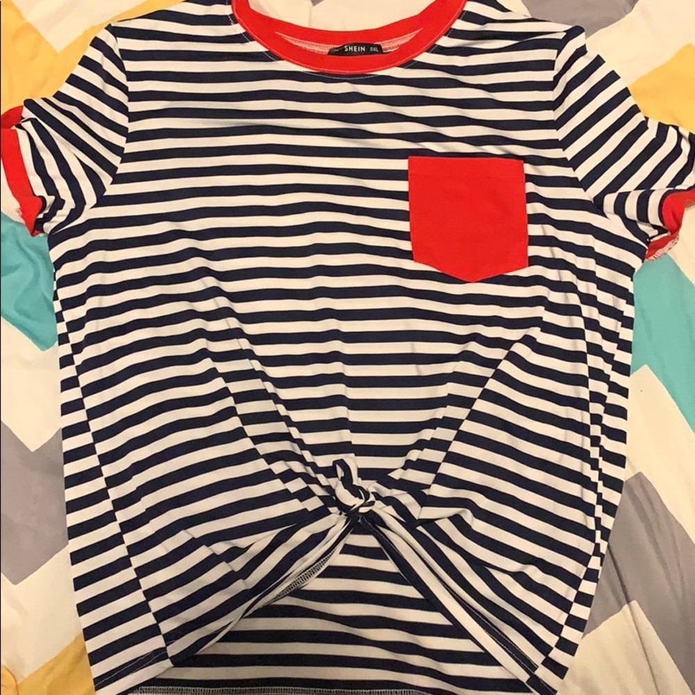 0XL, red and navy stripped shirt